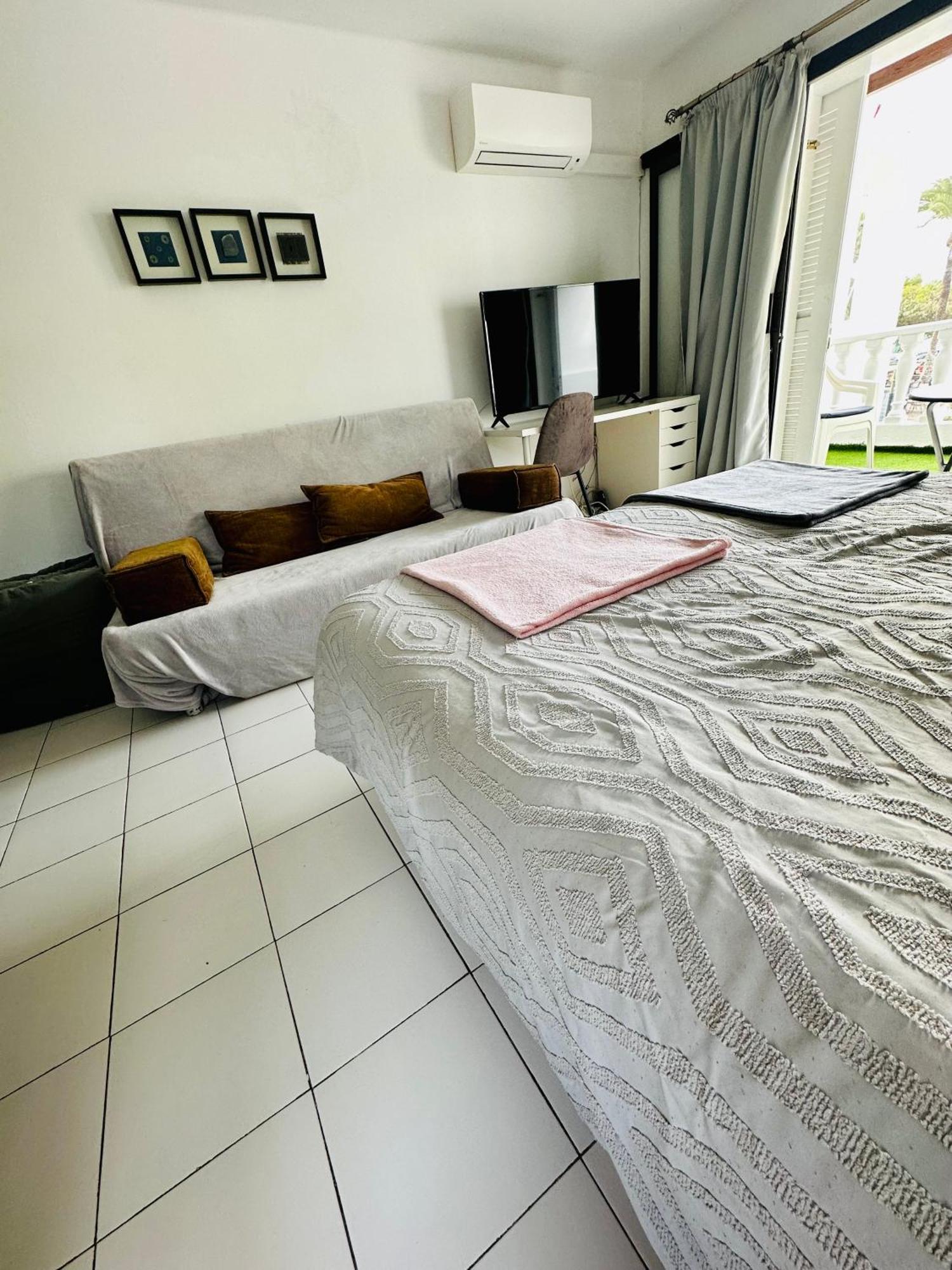 Sunny Sea View Center Of Americas Appartement